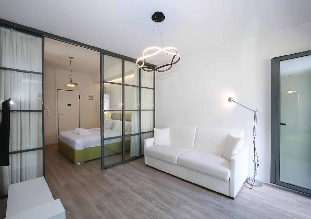 Emily In Athens - Central Chic Flat With Terrace Syntagma E1 Extérieur photo